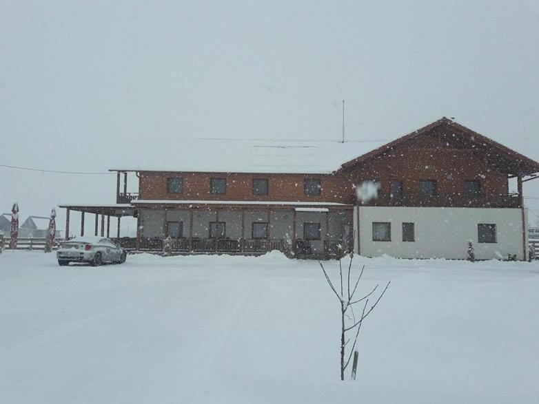 Hotel Vila Lorin Cristeştii-Ciceului Exteriér fotografie